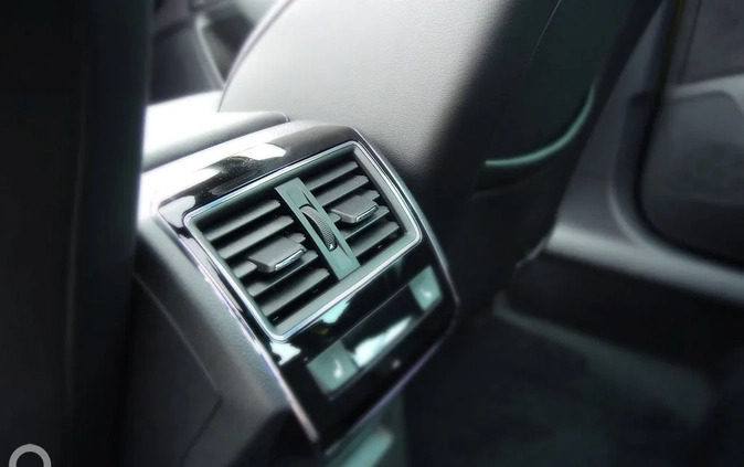 Skoda Superb cena 86100 przebieg: 131000, rok produkcji 2017 z Leśna małe 92